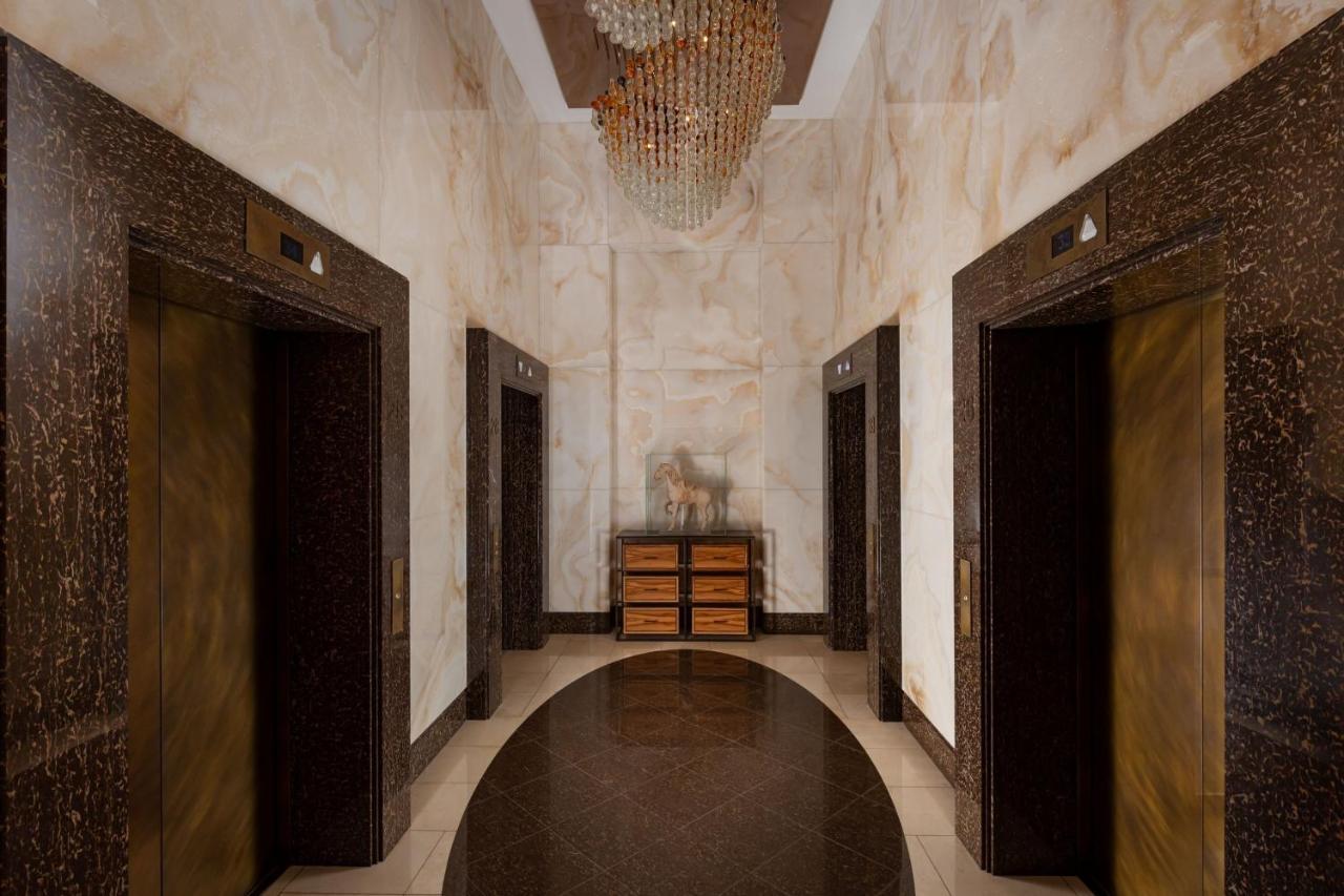 Hotel The Ritz-Carlton, Almaty Extérieur photo