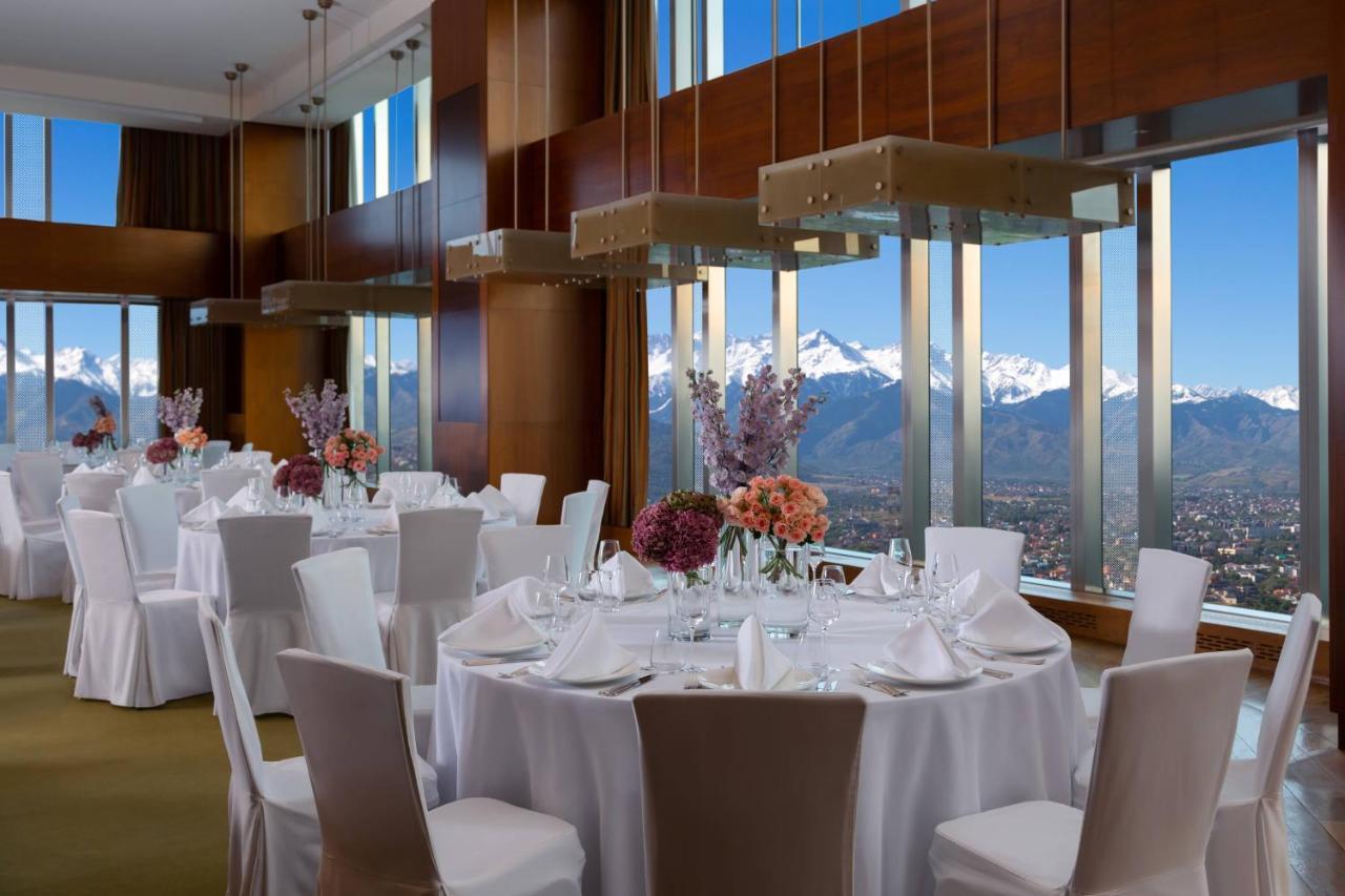 Hotel The Ritz-Carlton, Almaty Extérieur photo