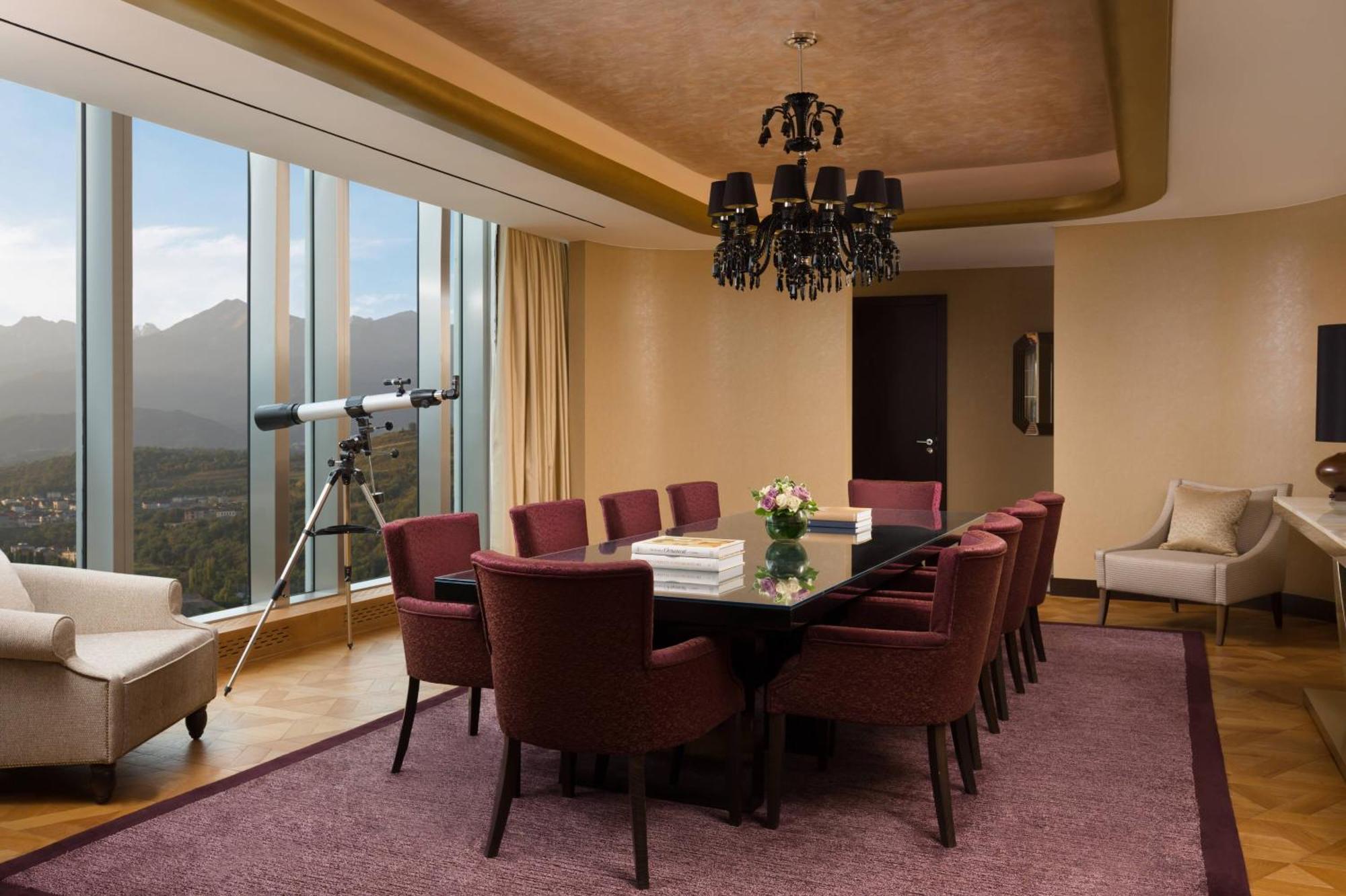 Hotel The Ritz-Carlton, Almaty Extérieur photo